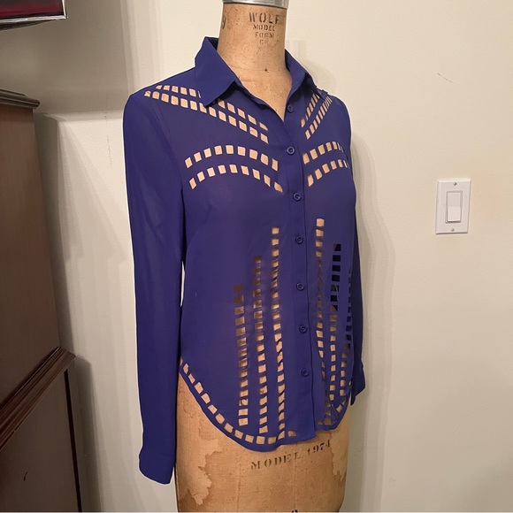 LF Kiwi Tucker Blue Western Laser Cutout Button Down Blouse - Picture 4 of 7